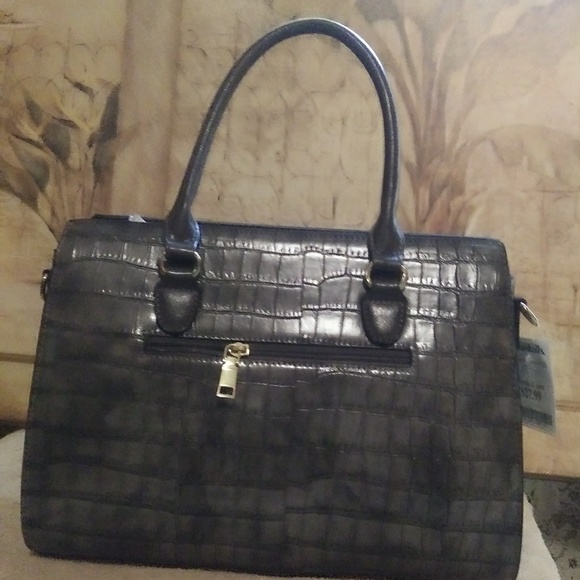 Handbag - Picture 2 of 4
